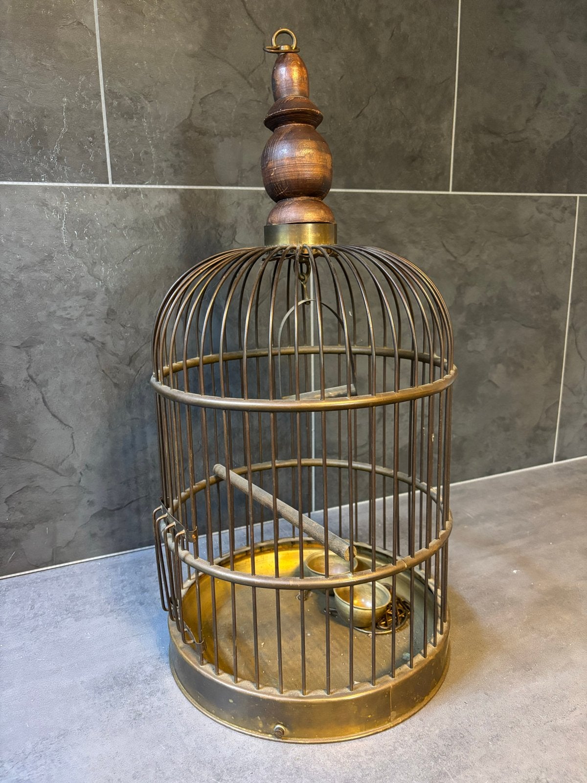 Vintage koperen vogelkooi met voer- en drinkbak, Antiek en Kunst, Ophalen of Verzenden