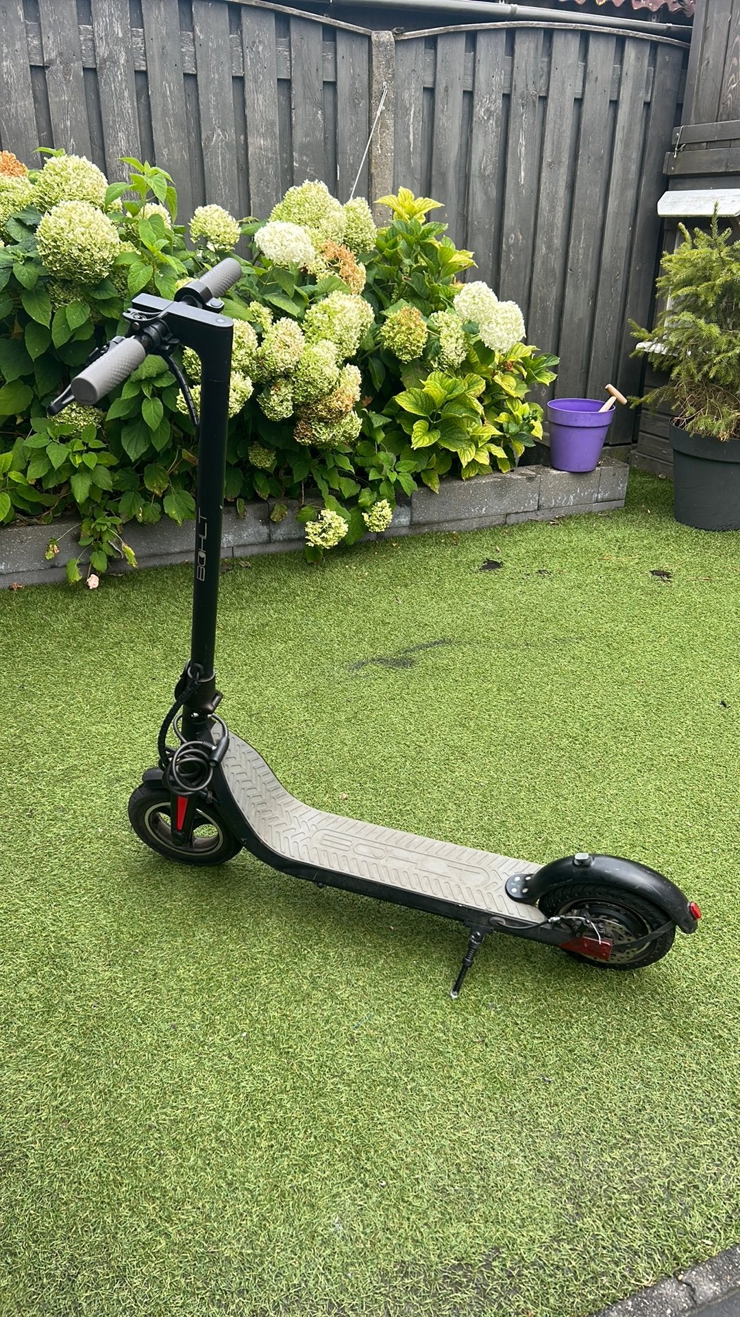 Elektrische bohlt step, Ophalen, Zo goed als nieuw, Elektrische step (E-scooter)