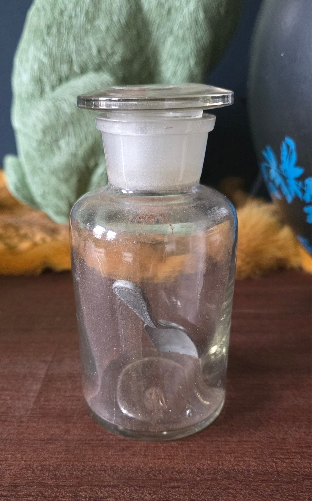 oude apothekersflesje met schepje, Ophalen of Verzenden
