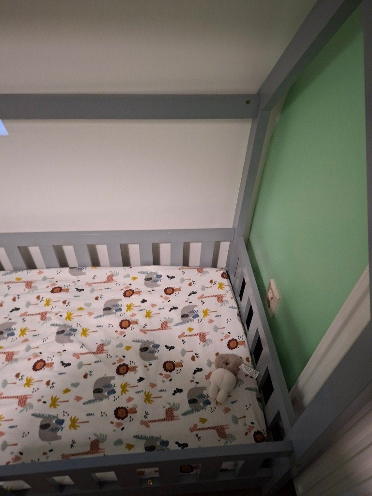 Kinderbed huisbed, Kinderen en Baby's, Kinderkamer | Bedden, Ophalen, 70 tot 85 cm, 140 tot 160 cm, Zo goed als nieuw