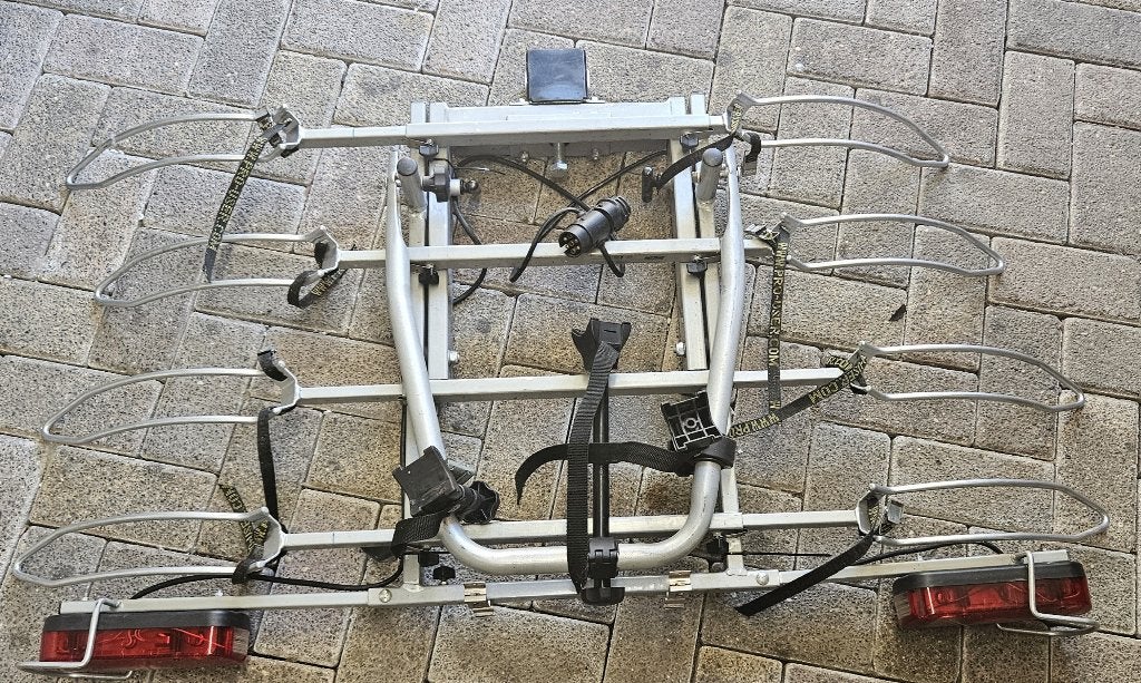 4 fietsen fietsdrager, kantelbaar+ 7 /11 polige stekker, Ophalen, 3 fietsen of meer, Zo goed als nieuw, Brede banden