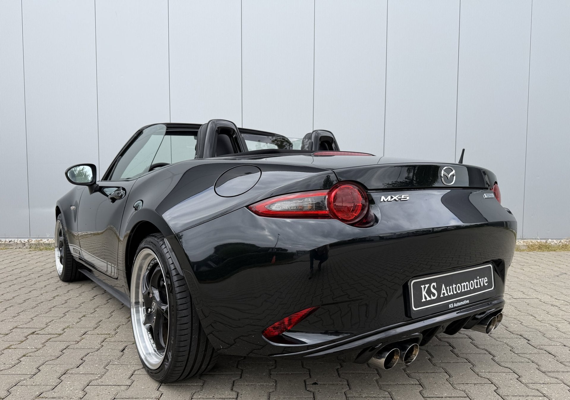 Mazda MX-5 1.5 SkyActiv-G 131 GT-M EXCLUSIVE, Auto's, Dealer onderhouden, Gebruikt, 4 cilinders, Cabriolet