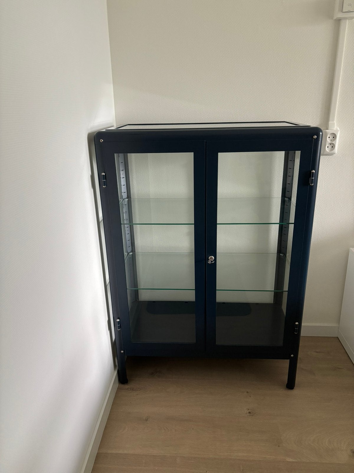 Vitrinekast van Ikea - Fabrikor - zgan!, Huis en Inrichting, Ophalen, Met deur(en), 100 tot 150 cm, 50 tot 100 cm