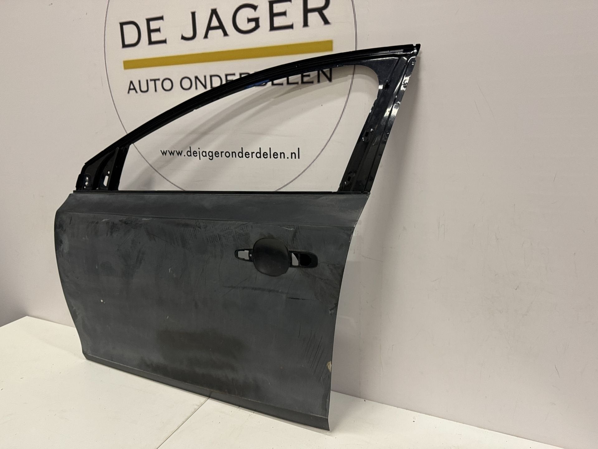 VOLVO S60 DEUR LINKS VOOR 32291064 31424603, Auto-onderdelen, Gebruikt, Gunnar Engellaus vag 8
405 31  Gothenburg, SE, Deur, Info@volvocars.com