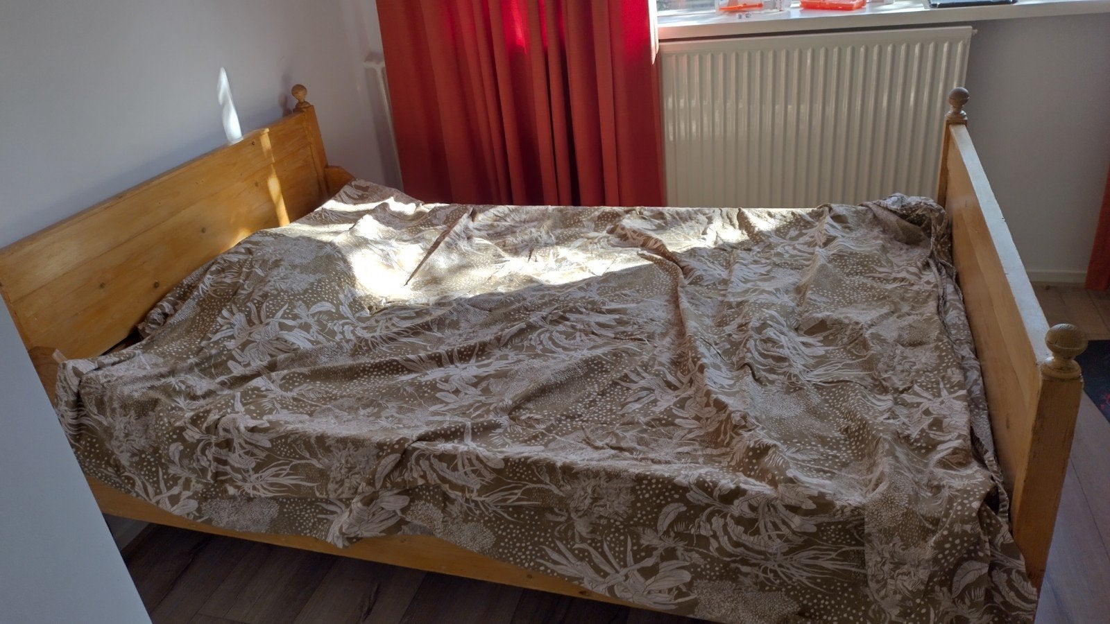 Massief grenen twijfelaar, incl. lattenbodem en matras, Gebruikt, Twijfelaar, Hout, Antiek