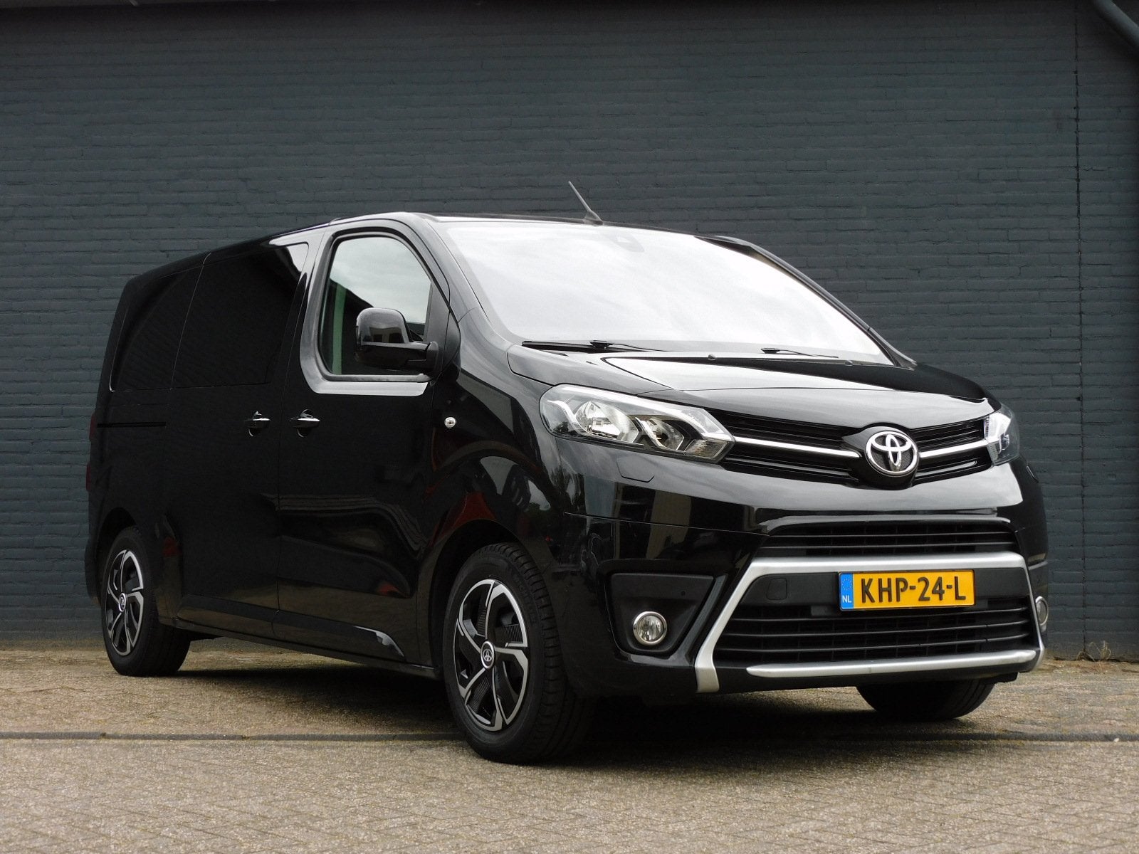 Toyota ProAce VERSO MEDIUM 1.5D 360 CAMERA! 8-PERSOONS! BL, Auto's, Voorwielaandrijving, Stof, ProAce, Parkeersensor