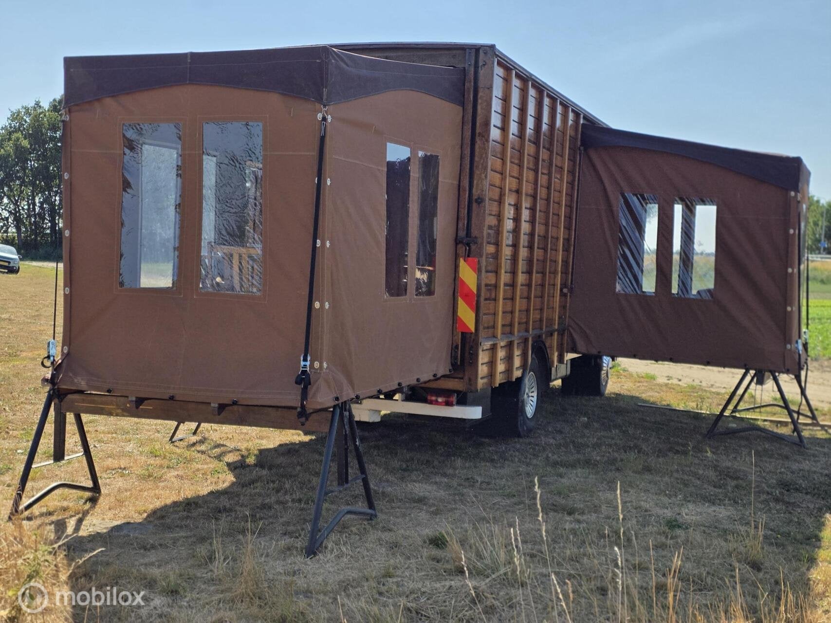 Foto 5 van Bedford TK Camper