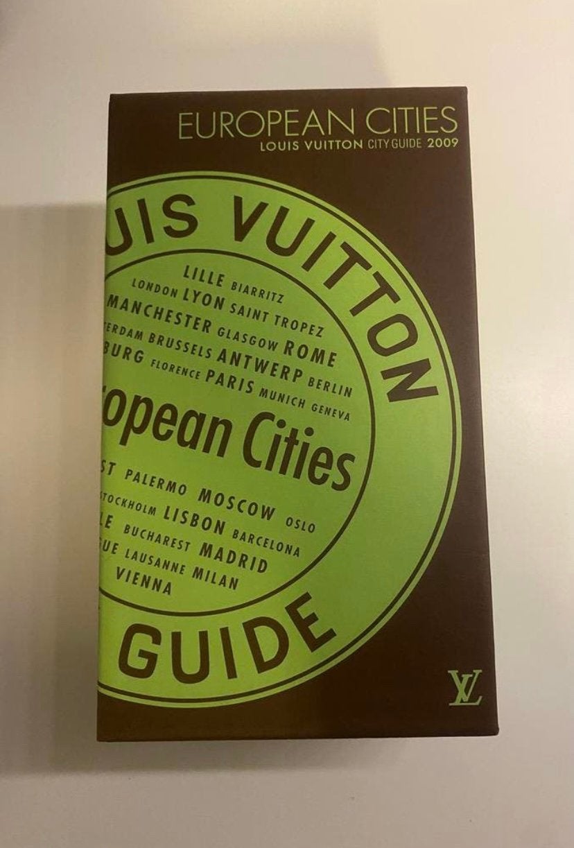 Louis Vuitton European Cities Guide 2009 ZGAN, Overige merken, Europa, Ophalen of Verzenden, Zo goed als nieuw