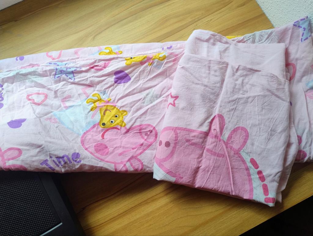 Peppa pig big dekbedovertrek met kussensloop, Ophalen, Zo goed als nieuw, Jongetje of Meisje, Dekbedovertrek