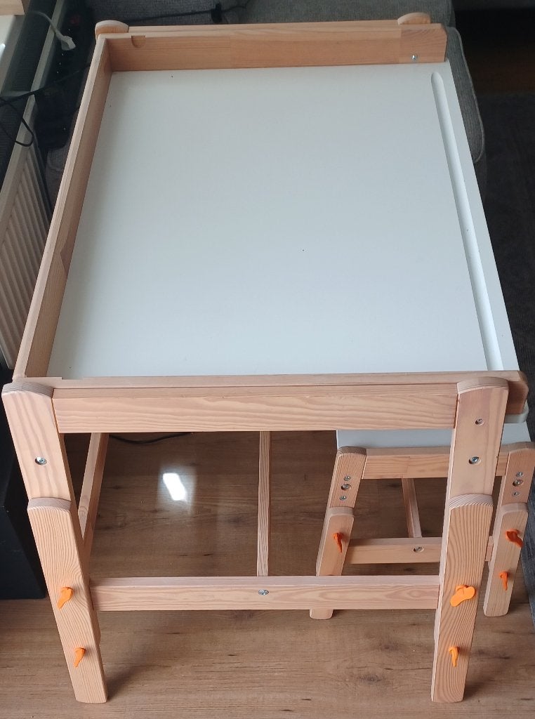 Kinderbureau en kruk Ikea Flisat, Ophalen, Zo goed als nieuw, Tafel(s) en Stoel(en)