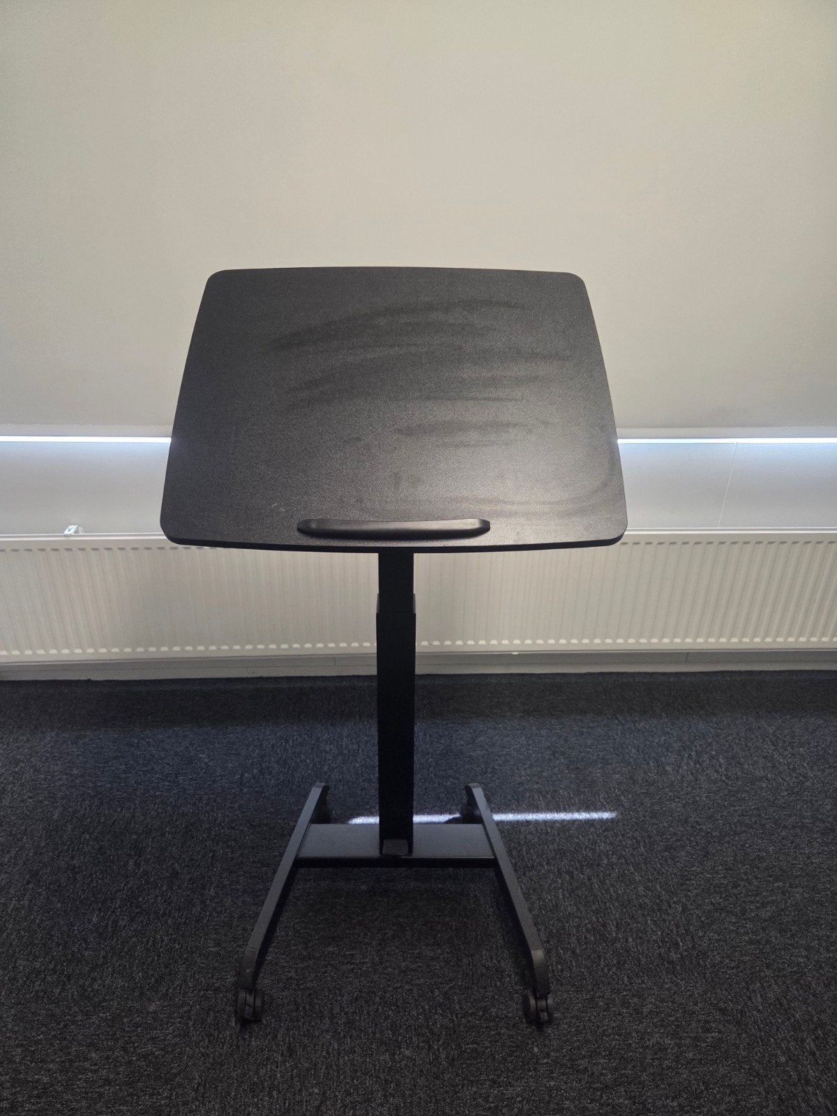 Verrijdbare Lessenaar / Presentatietafel - Zwart, Ophalen, Gebruikt