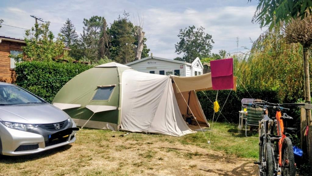 Karsten tent 350 met luifel, Caravans en Kamperen, Ophalen, Zo goed als nieuw, Tot en met 4