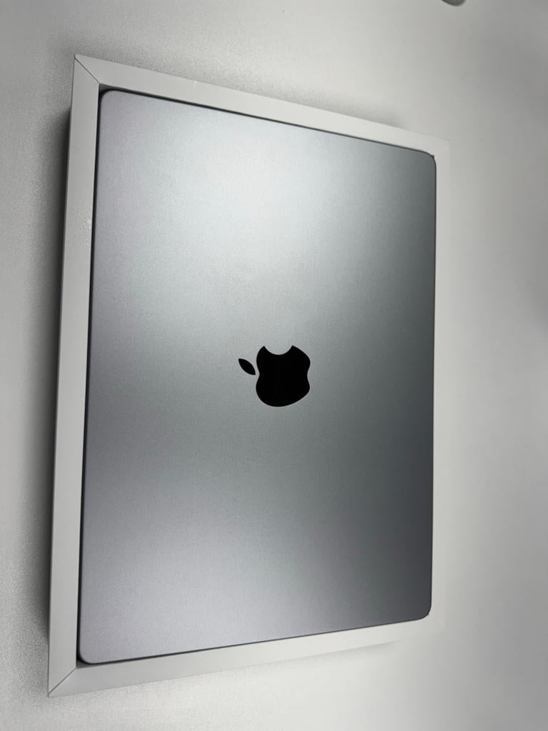 Perfect condition MacBook Pro M5, Computers en Software, Apple Macbooks, Zo goed als nieuw, MacBook Pro, 15 inch, 3 tot 4 Ghz