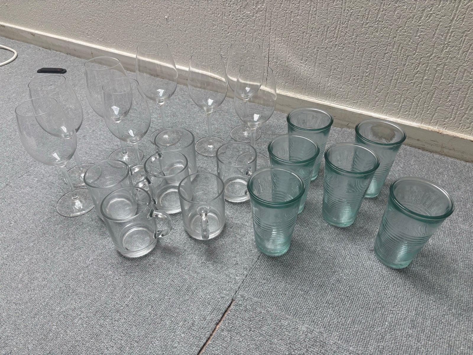 Diverse glazen: wijnglazen, theeglazen en drinkglazen, Huis en Inrichting, Ophalen, Meerkleurig, Glas, Overige typen