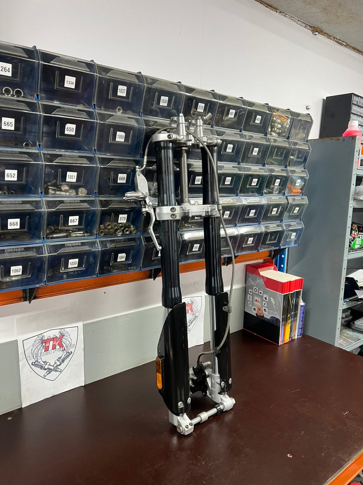 Derbi/aprilia USD voorvork plug and play, Fietsen en Brommers, Brommeronderdelen | Algemeen, Ophalen, Frame, Plug and play, Derbi/aprilia