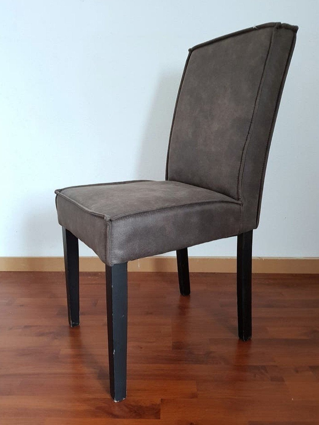 Stoel antraciet grijs ruw kunst leer, Huis en Inrichting, Stoelen, Ophalen, Zo goed als nieuw, Leer, Eén