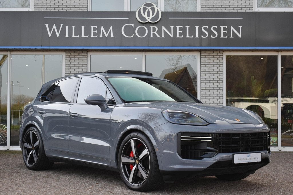 Porsche Cayenne 4.0 Turbo E-Hybrid Sport Chrono Pano PASM AC, Auto's, Porsche, Automaat, Cayenne, Gebruikt, 26 kWh