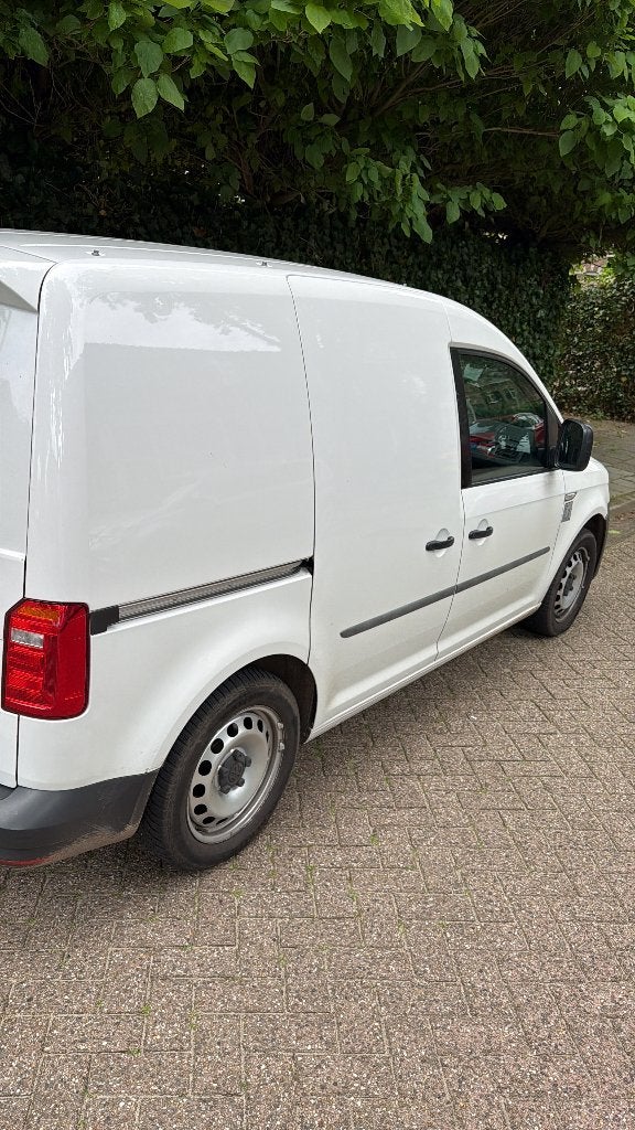 Volkswagen Caddy 1.2 TSI met BMT L1h1 84pk 2017 Wit, Voorwielaandrijving, Euro 5, Zwart, 4 cilinders