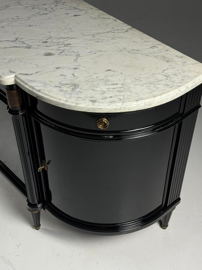 Zwarte Louis XVI stijl dressoir met marmer, Ophalen, Zo goed als nieuw, 25 tot 50 cm