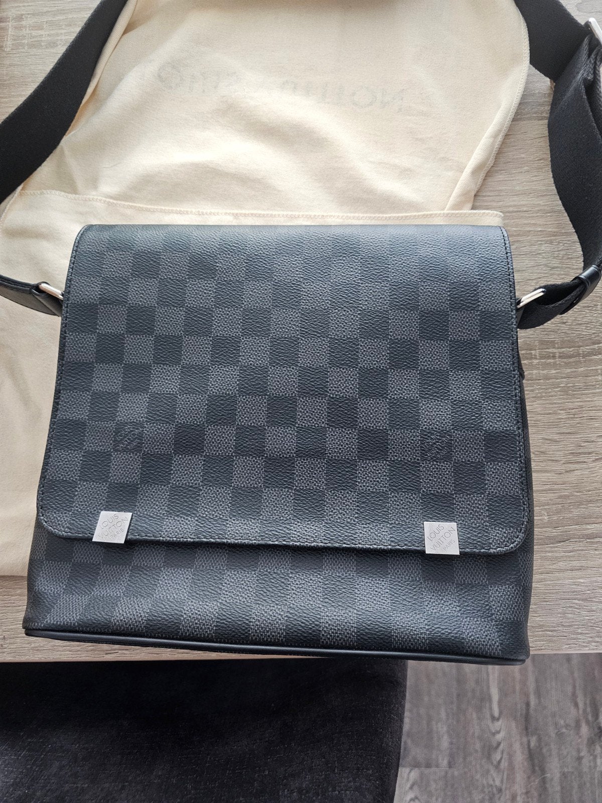 Louis Vuitton Damier  messenger Graphite Schoudertas, Overige merken, Zwart, Ophalen of Verzenden, Zo goed als nieuw