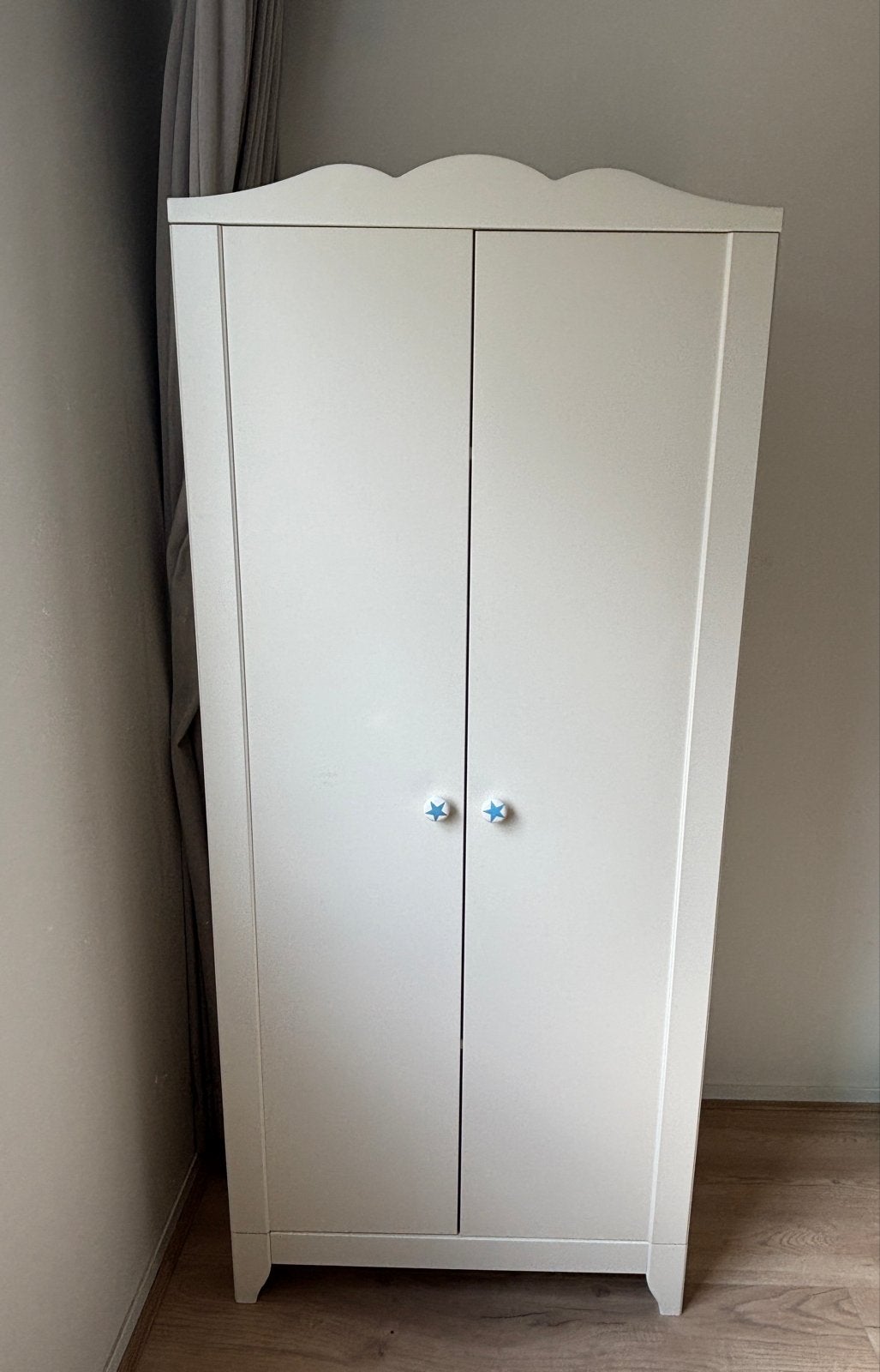 Witte kinder kledingkast Ikea Smagora, Huis en Inrichting, Ophalen, Met deur(en), Gebruikt, 50 tot 100 cm