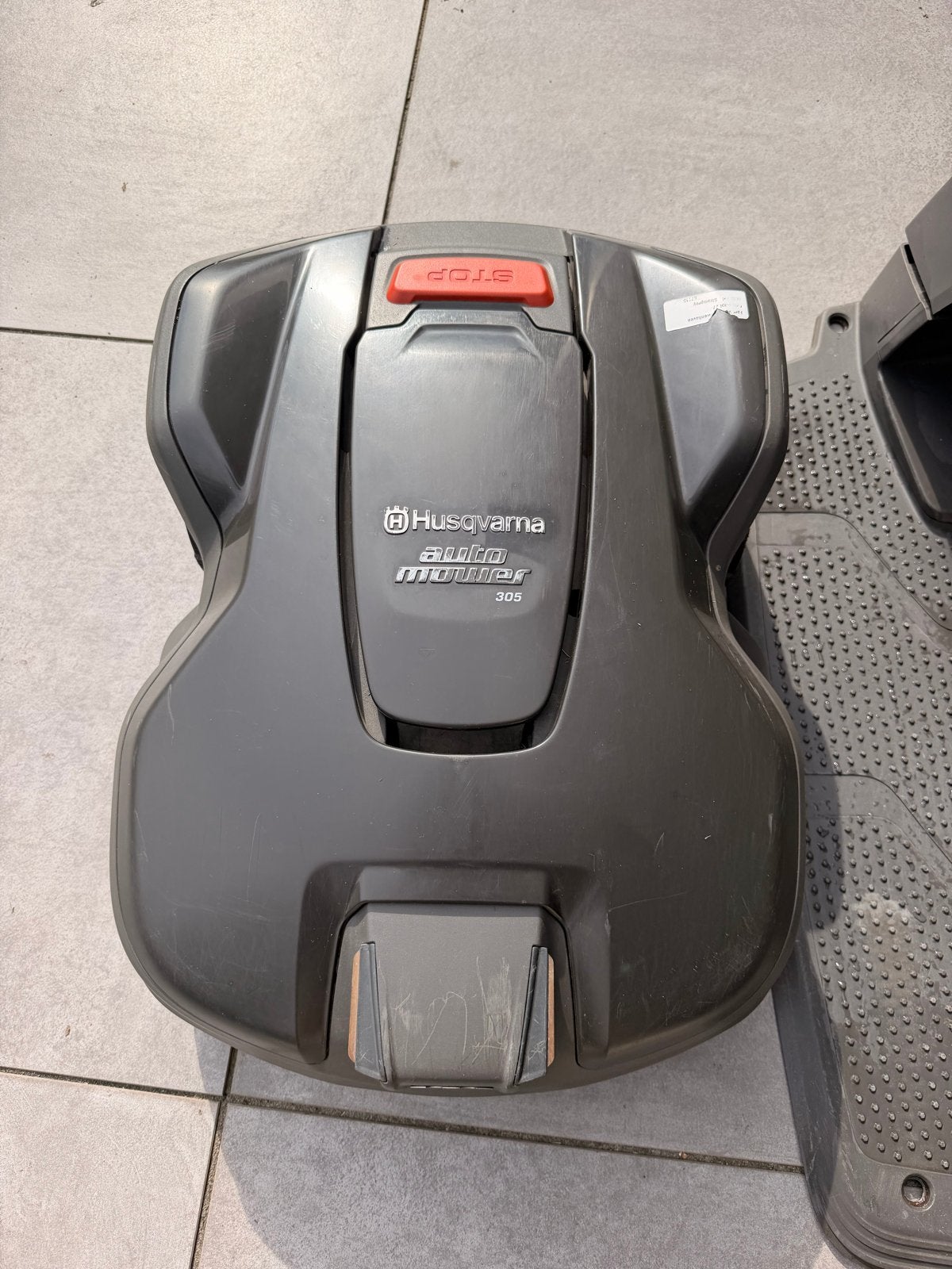 Husqvarna Automower 305 Robotmaaier, Tuin en Terras, Ophalen, Gebruikt, Minder dan 20 cm, Bestuurbaar via app