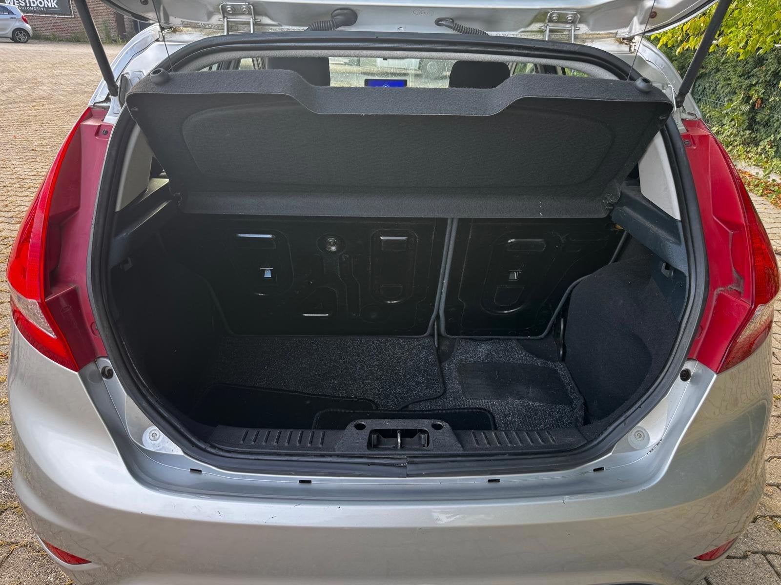 Foto 17 van Ford Fiesta 1.25 Trend 5-deurs - CarPlay/Airco