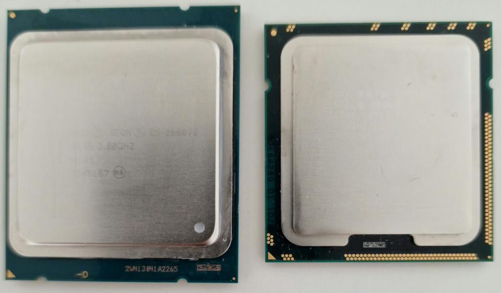 Intel Xeon E5 2680 V2 en Intel Xeon W3670 processors, Computers en Software, Processors, Ophalen, Zo goed als nieuw, 3 tot 4 Ghz