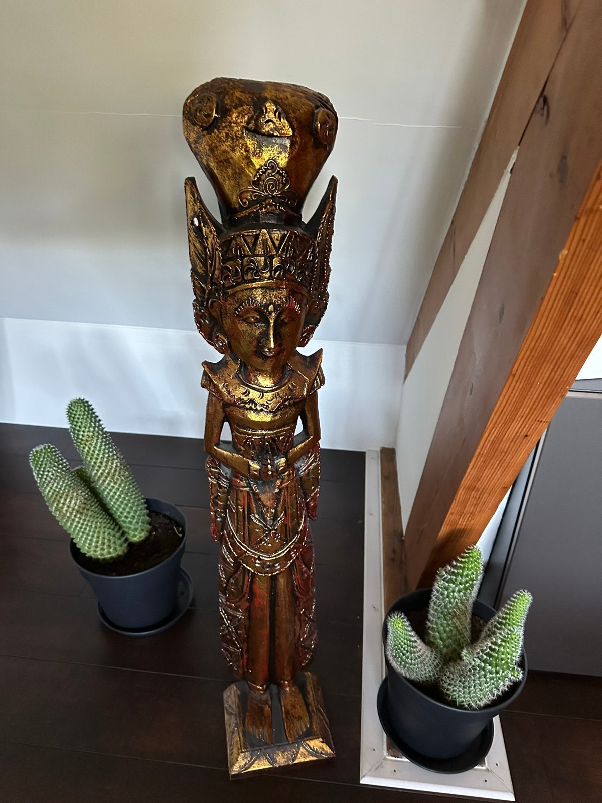 Balinese tempeldraagster goud kleur hout, Ophalen, Zo goed als nieuw