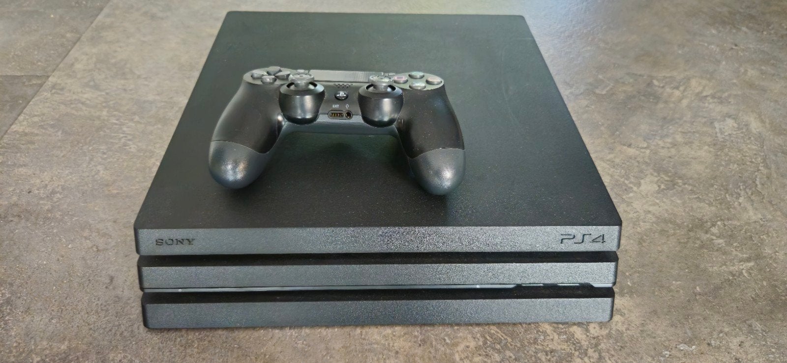 Sony PlayStation 4 Pro met controller en games, Ophalen, 1 TB, Met 1 controller, Pro