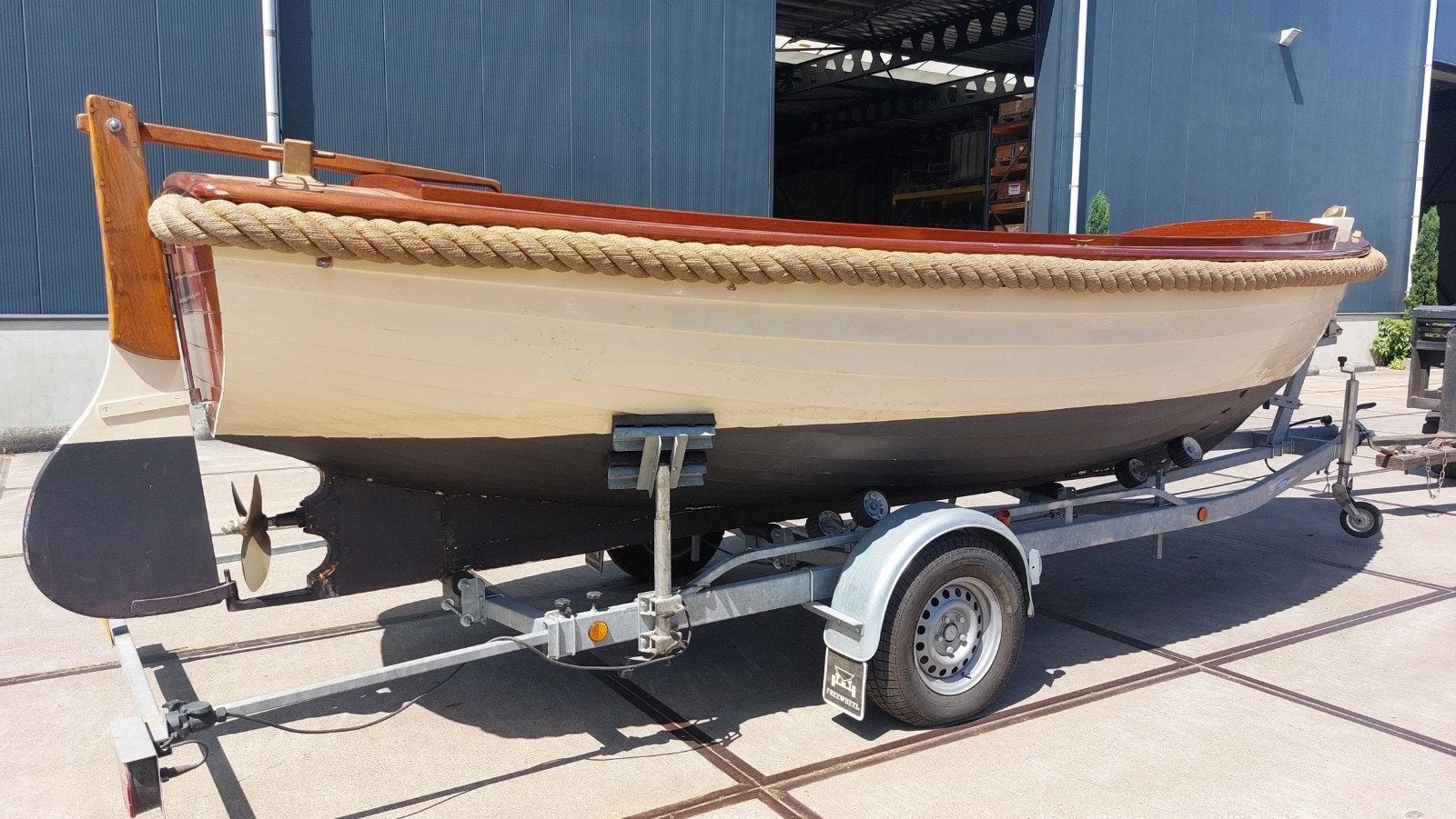 Prachtige gerestaureerde houten sloep VEGA met trailer, Watersport en Boten, Ophalen, Gebruikt, Binnenboordmotor, Diesel