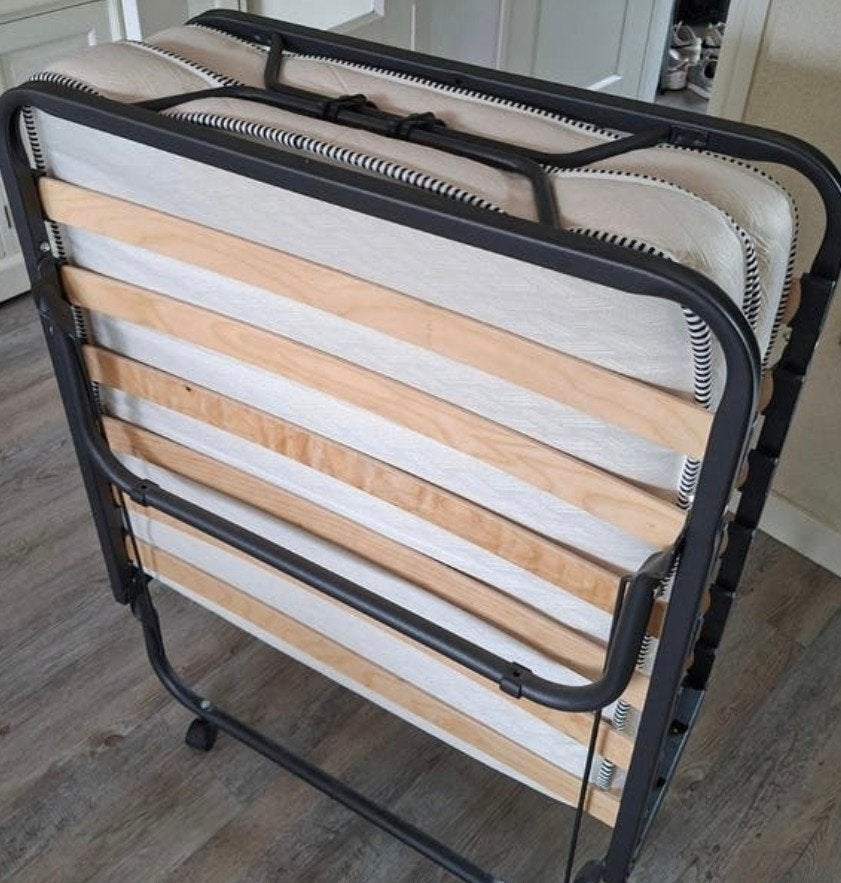 Opvouwbaar logeerbed met matras - Zo goed als nieuw, Eenpersoons, Zwart, Zo goed als nieuw, 80 cm