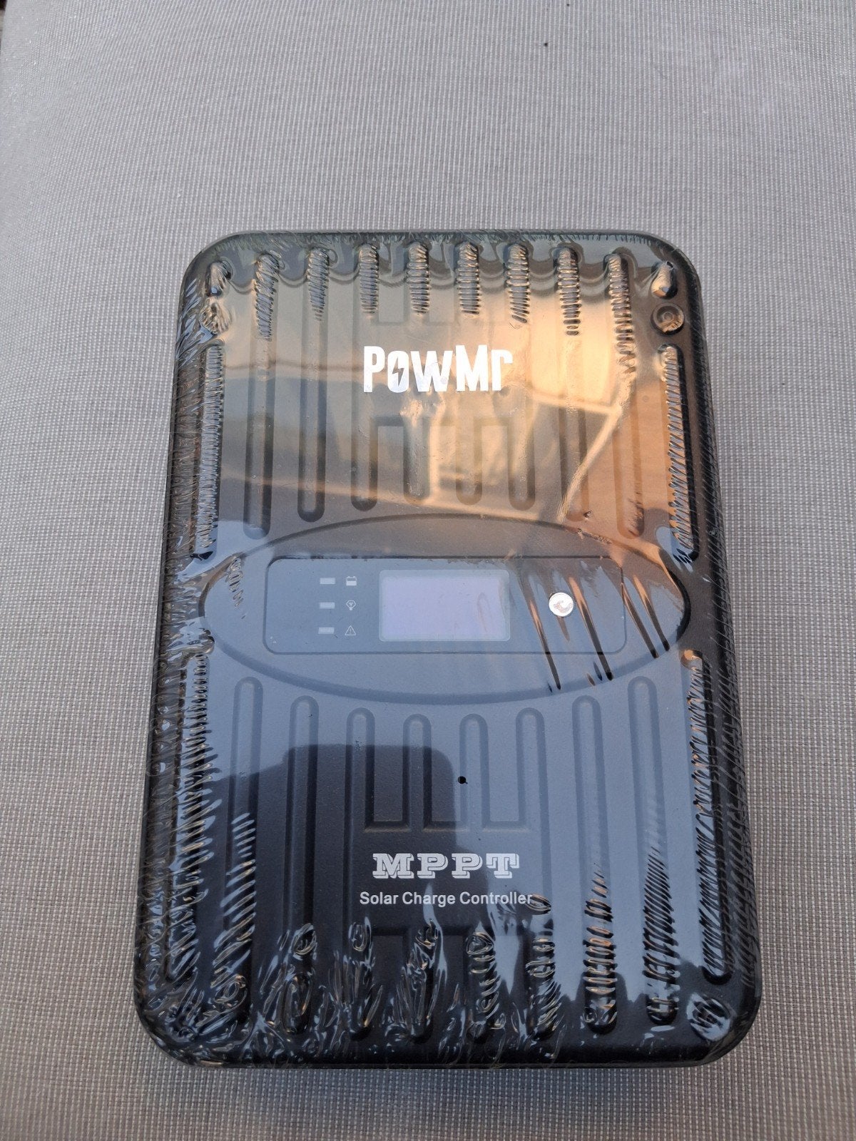 PowMr MPPT Solar charge Controller / Laadregelaar 20A/30A, Ophalen of Verzenden, Nieuw