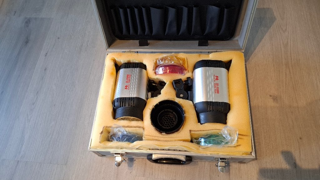 Fotostudio flitssets en toebehoren, Ophalen, Gebruikt, Inclusief grid, Complete fotostudio