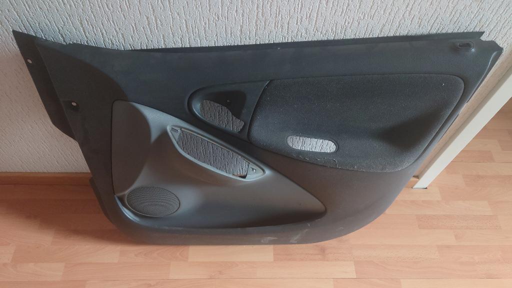 Toyota Yaris MK 1 deurpaneel rechts, Ophalen, Gebruikt, Toyota