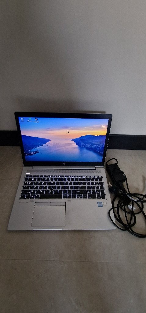 HP Laptop Elitebook met oplader en Microsoft 365, Computers en Software, Hp, 2 tot 3 Ghz, Verzenden, SSD