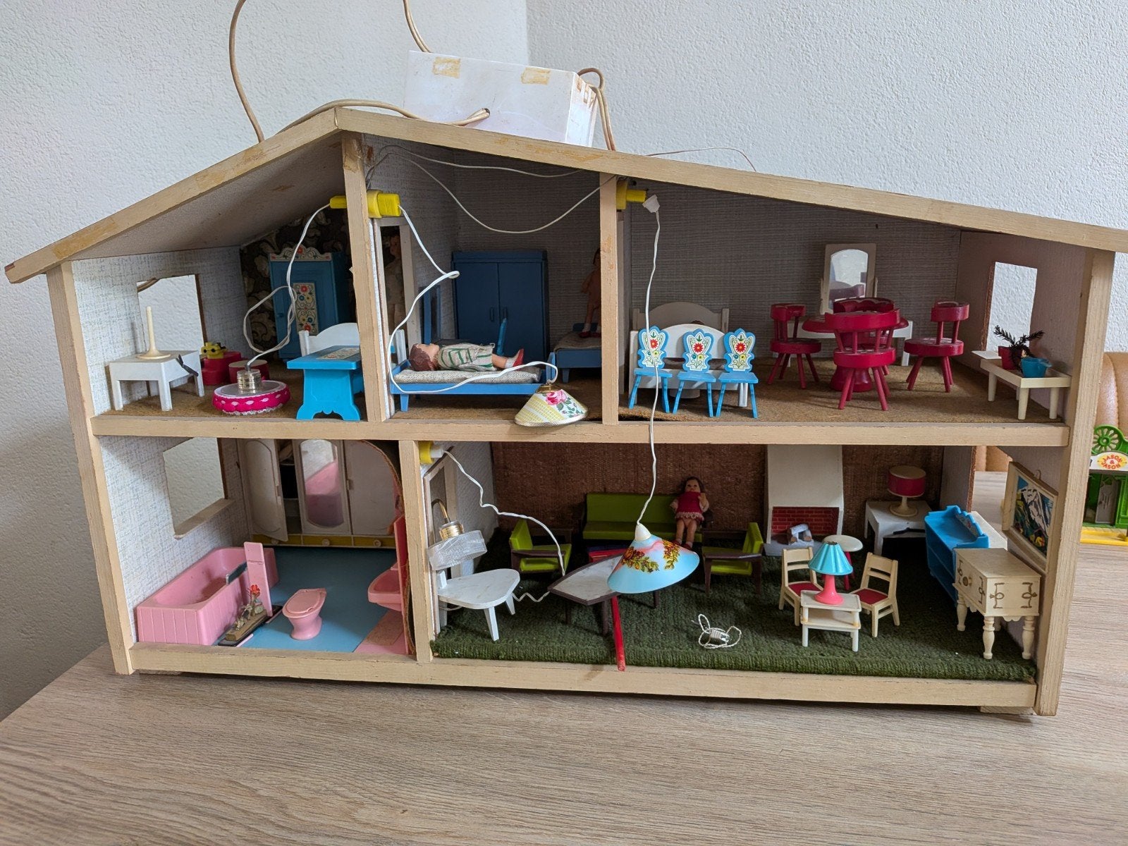 Vintage Lundby Göteborg Poppenhuis uit de jaren 70 –compleet, Ophalen, Gebruikt, Poppenhuis