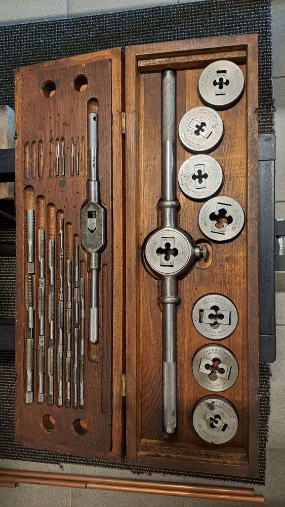 Set Whitworth Tappen en Snijplaten, Doe-het-zelf en Verbouw, Gereedschap | Handgereedschap, Ophalen