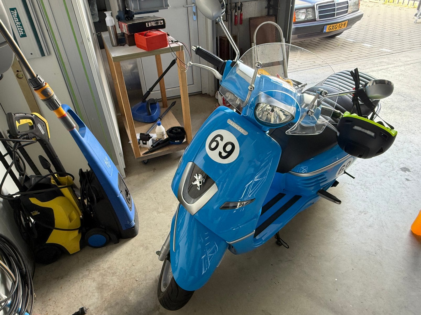 Prachtige peugeot django, Ophalen, Zo goed als nieuw, Benzine