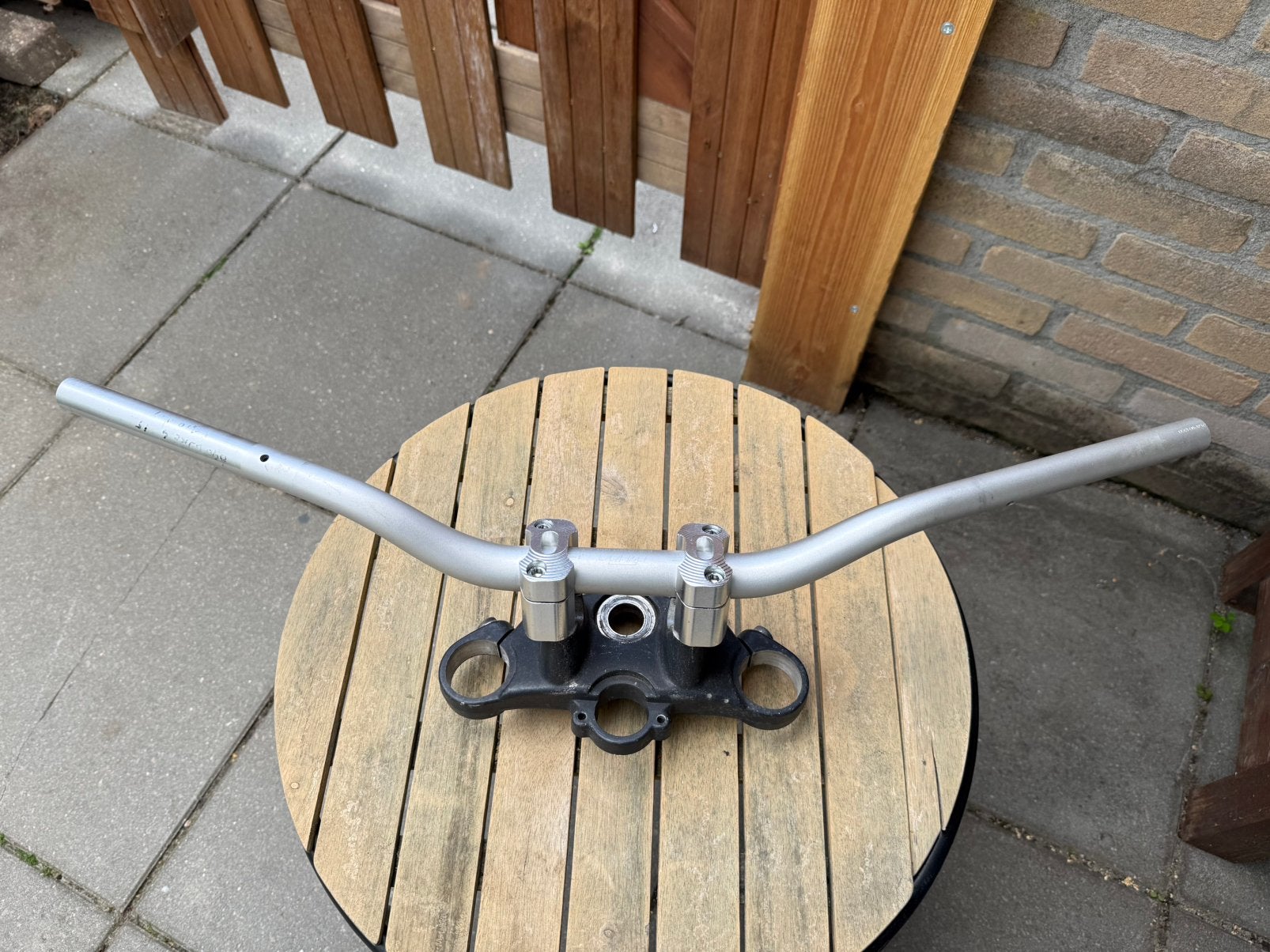 Honda VFR 750 F Kroonplaat met adapters KTM Fatbar stuur., Motoren, Ophalen of Verzenden