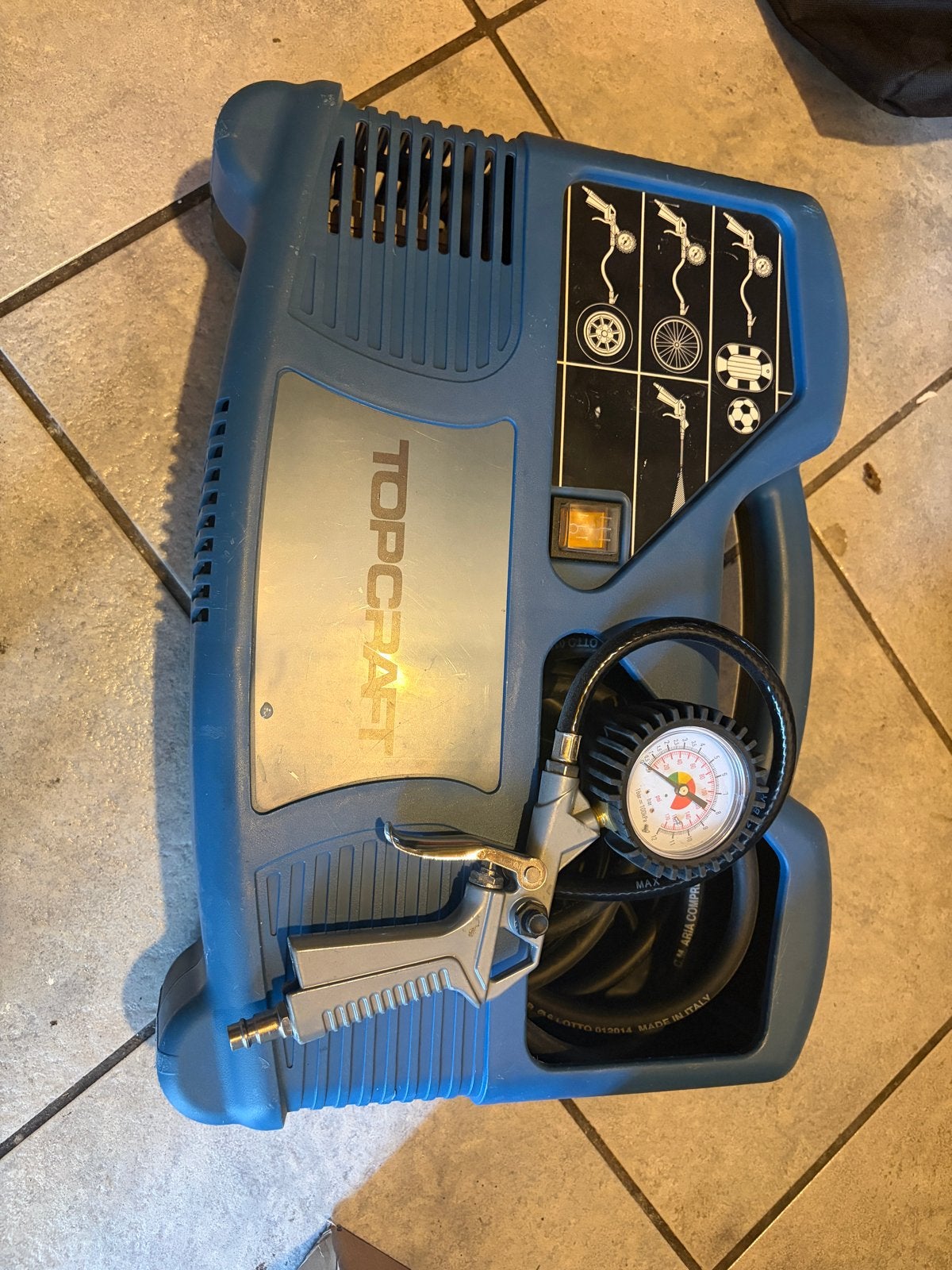 TOPCRAFT Luchtcompressor met manometer, Ophalen, Gebruikt