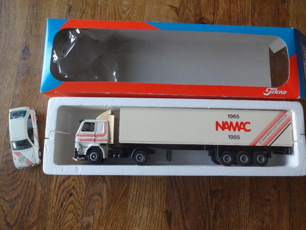 Tekno Scania 142H + Opel Kadett GSi Gama - Namac, Ophalen of Verzenden, Zo goed als nieuw, Bus of Vrachtwagen, Tekno