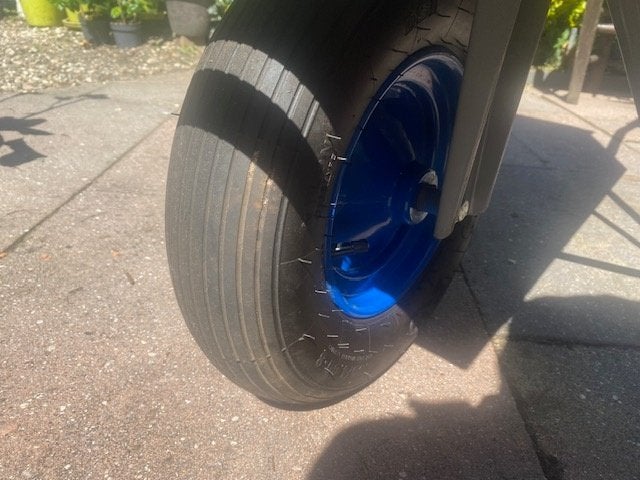 Matador gereedschap kruiwagen/ gereedschapskist op wielen, Ophalen, Zo goed als nieuw