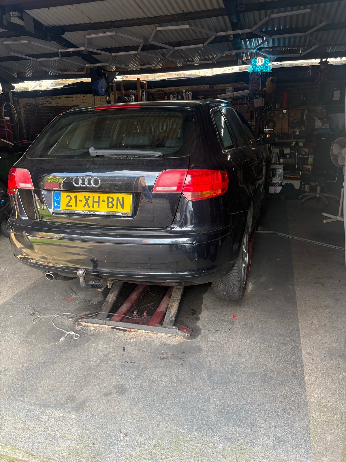 Audi A3 1.6 Sportback 85KW 2007 Zwart, Auto's, Audi, Voorwielaandrijving, 15 km/l, 4 cilinders, Zwart