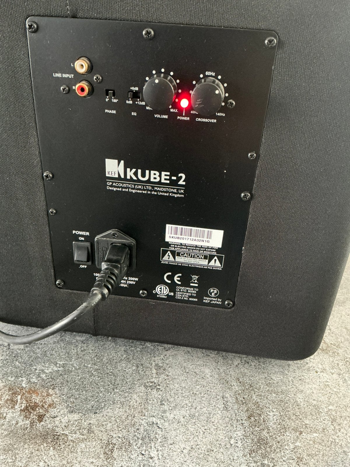 KEF KUBE 2 acrieve subwoofer 200 watt, Ophalen, Zo goed als nieuw, Subwoofer, Overige merken