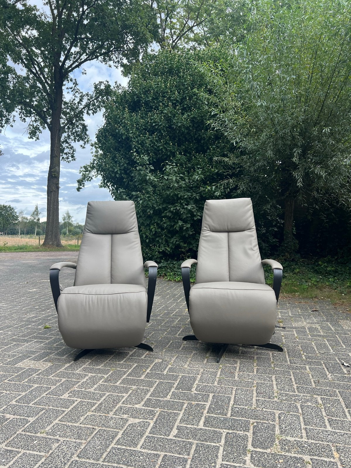 2x Velderhof Garda Sta-op stoel & fauteuil - Taupe, Ophalen, Zo goed als nieuw, Nvt, Nvt