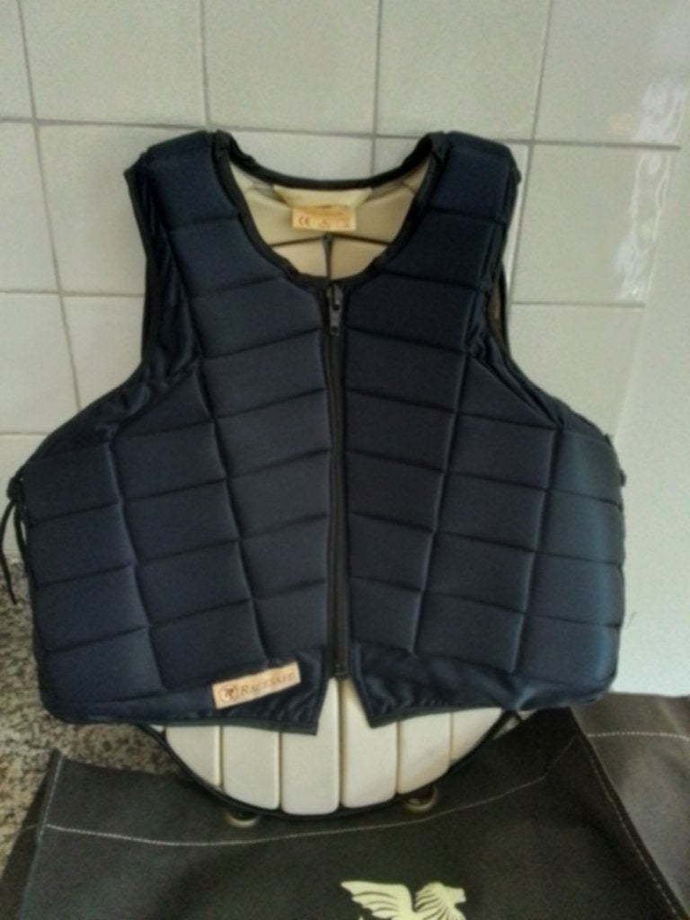 Bodyprotector donkerblauw, Ophalen of Verzenden, Zo goed als nieuw, Rijden, S