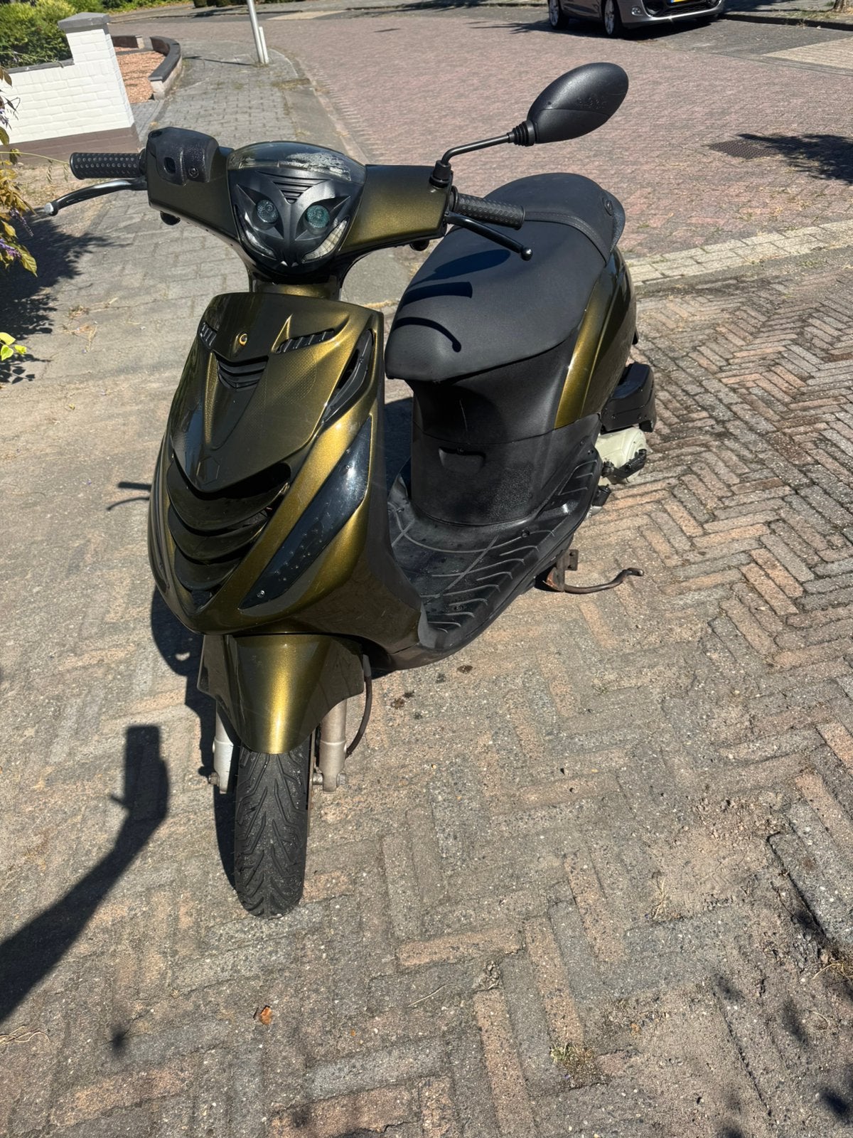 Piaggio zip 2017, Ophalen, Gebruikt, Zip, Benzine