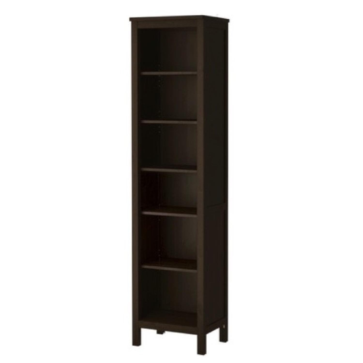 2x IKEA Hemnes Boekenkast Zwart/Bruin 197x50x37 cm, Ophalen, Met plank(en), Gebruikt, 50 tot 100 cm