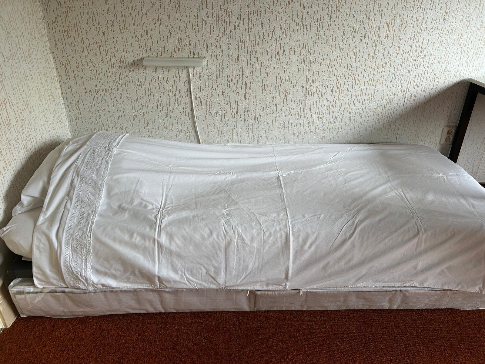 2 logeerbedden met goede matrassen, onderschuifbed, Ophalen, Gebruikt, 90 cm, Eenpersoons